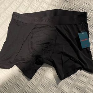 Tommy John second skin 4” trunk size L